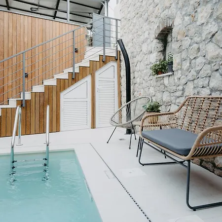 With Swimming Pool - 25853 Apartment